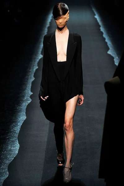 Look 26